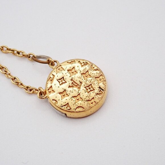 LOUIS VUITTON LV Collier L to V Necklace GHW Italy Accessorie M69643 30RL218 - Picture 12 of 14